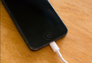 How to Charge iPhone 7 Quickly
