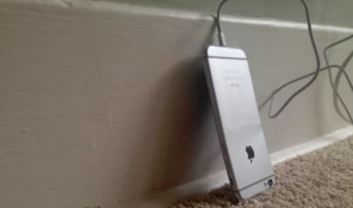 How to Charge iPhone Quickly